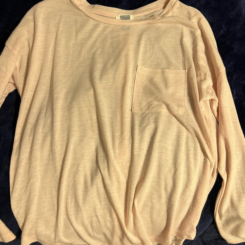 Long sleeve baby pink top
